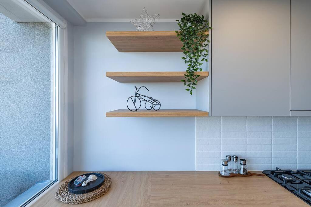 2 Bd By Hostlovers Apartment